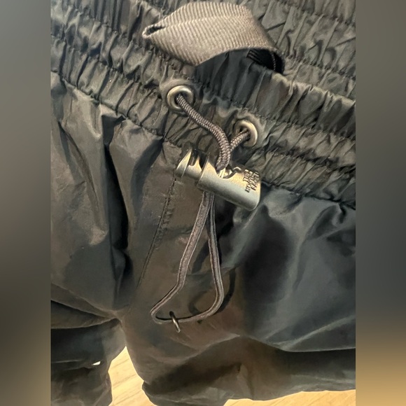 North Face men’s gore-Tex pants size large - Picture 4 of 4